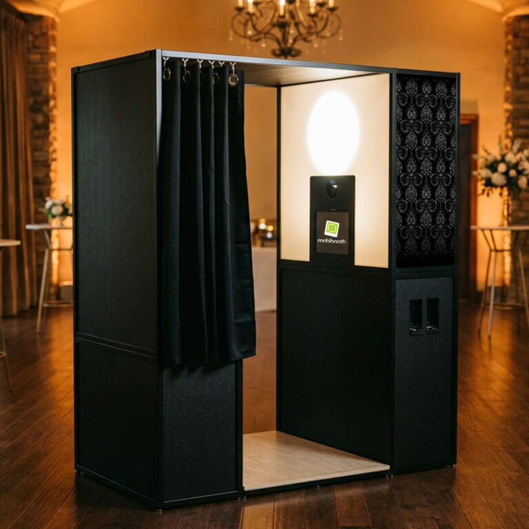 Mobibooth Gallery Enclosed Photo Booth Sit In at Country Club